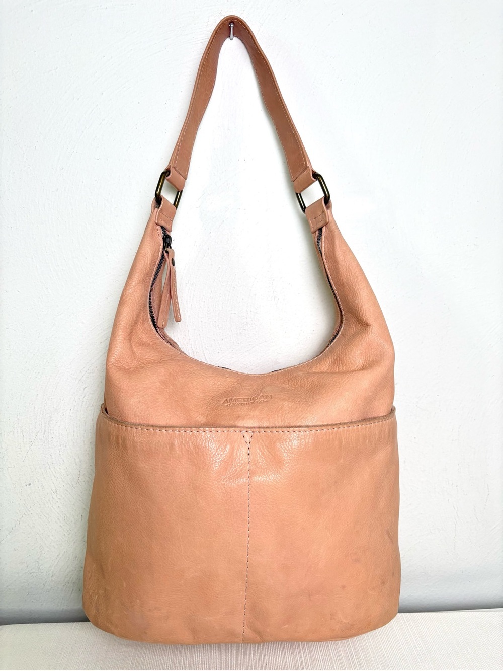 AMERICAN LEATHER CO Carrie Hobo Bag Blush Pink Purse